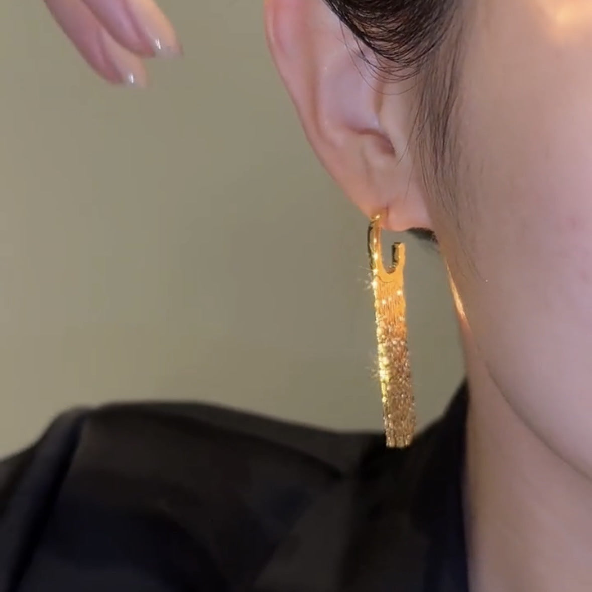 Elegant long tassel earrings