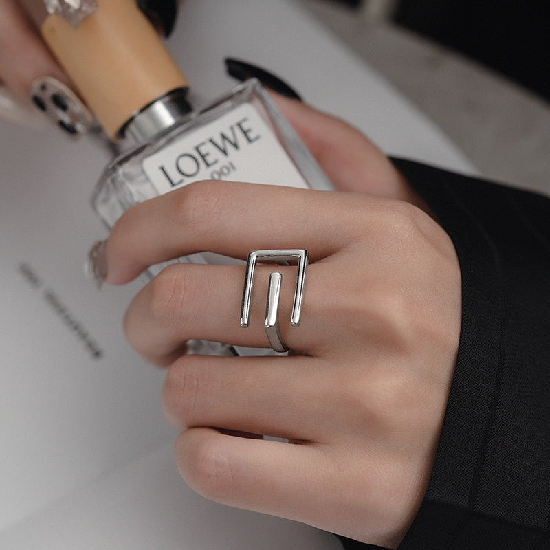 Sterling silver geometric line ring