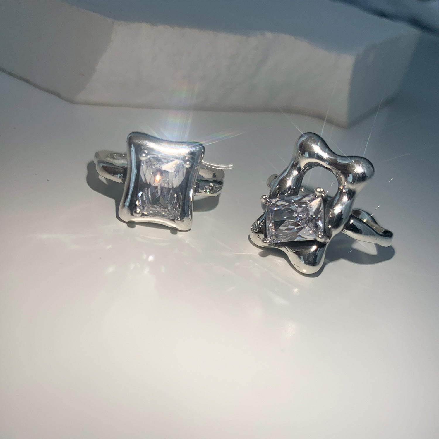 Irregular zirconia ring