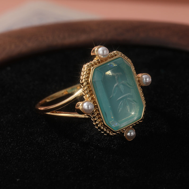 Golden Muse 14K Vintage Pearl Ring Set for Her