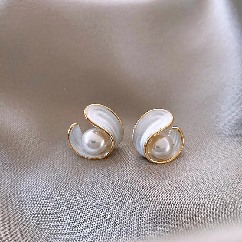 Gold Earrings Pearl & Opal