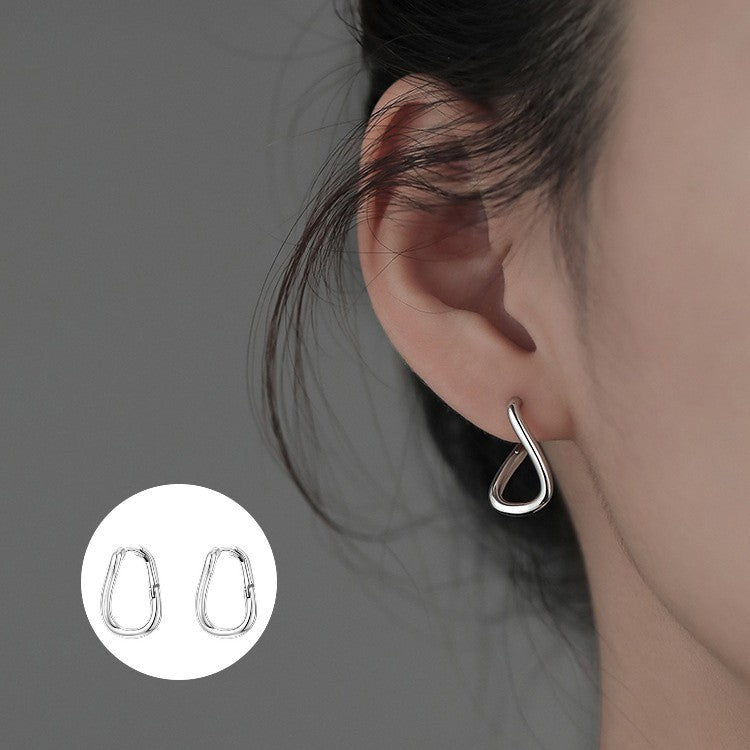 Simple geometric earrings