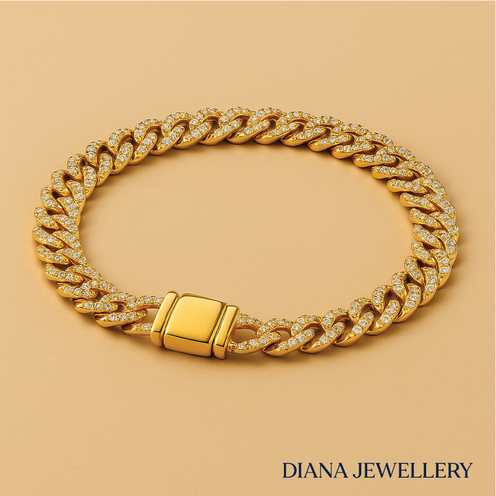 Cuban Link Moissanite Bracelet in 18k Gold
