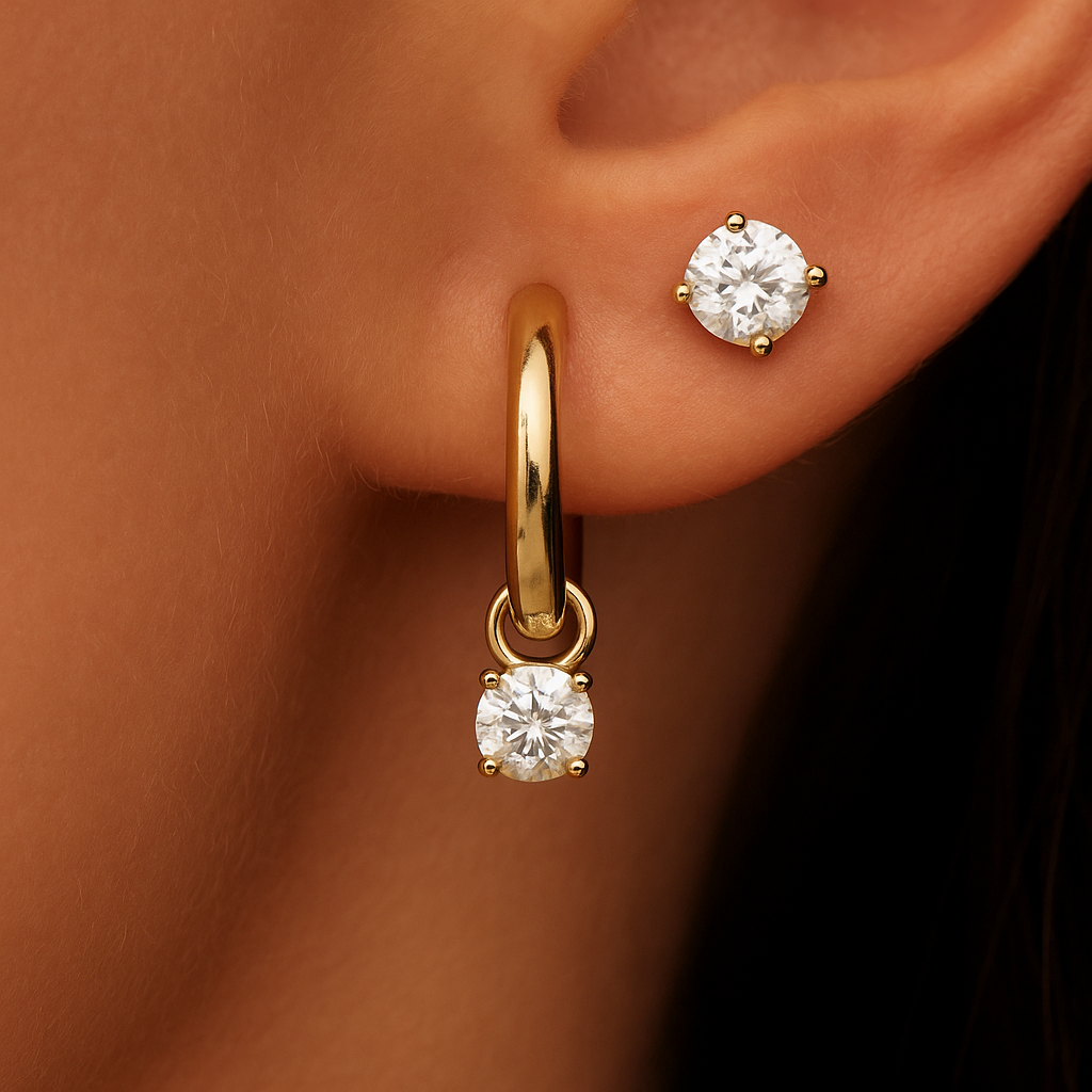 Larmes de Lune | 14k Gold Hoops with Lunar-Inspired Stone