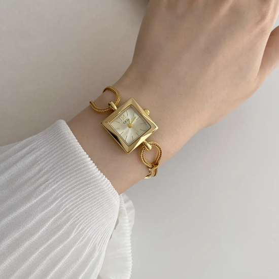 Golden Luxe – Square Dial Waterproof Chain Watch