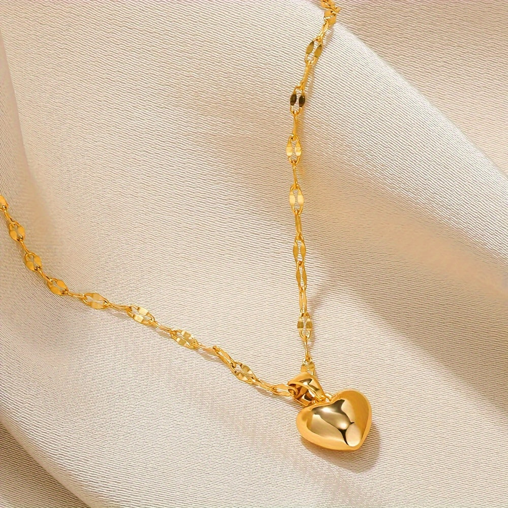 Heart of Gold Classic Charm Necklace for Every Season