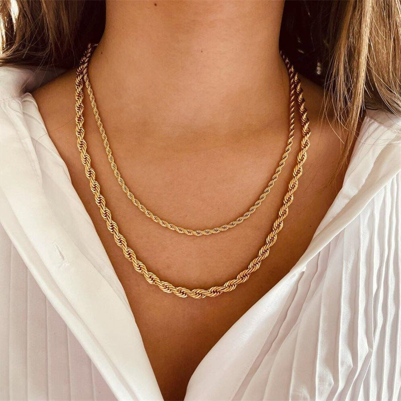 Olivia twisted necklace