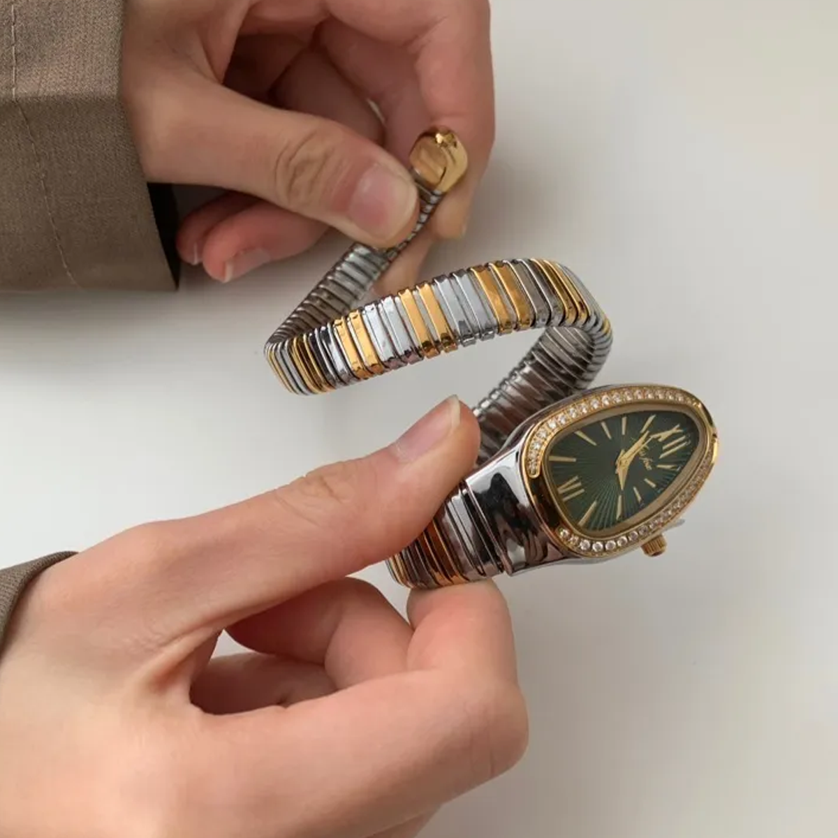 Serpenti Ladies’ Quartz Watch – Green Dial, Gold Case & Two-Tone Bracelet