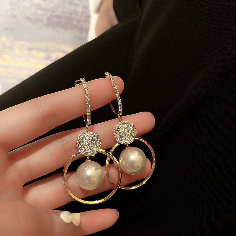 The Paola Pearl Earrings