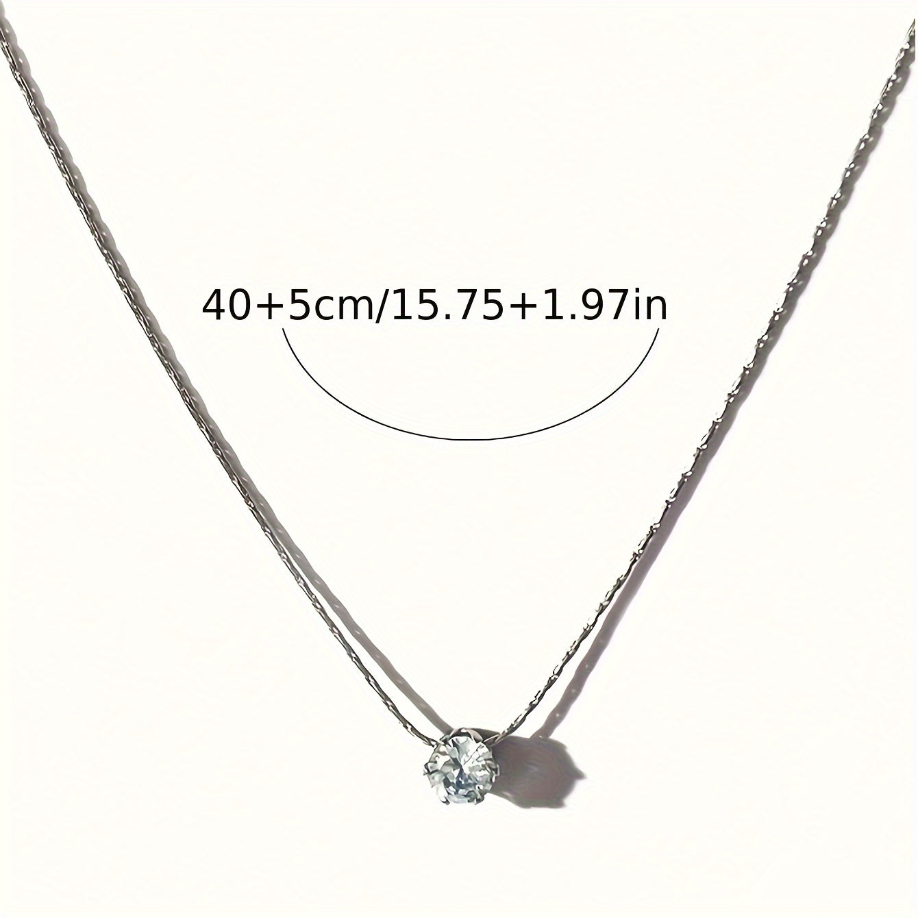 Unique European Style Golden Rhinestone Pendant Necklace for Women