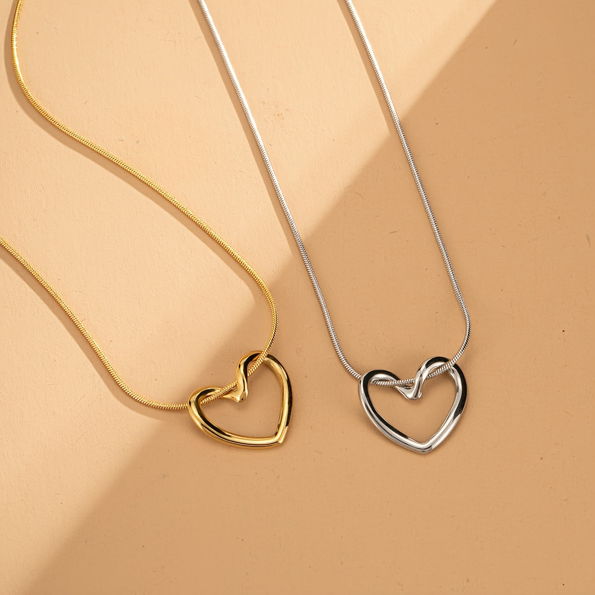 Women's Golden Openwork Heart Necklace – Minimalist Layered Chain