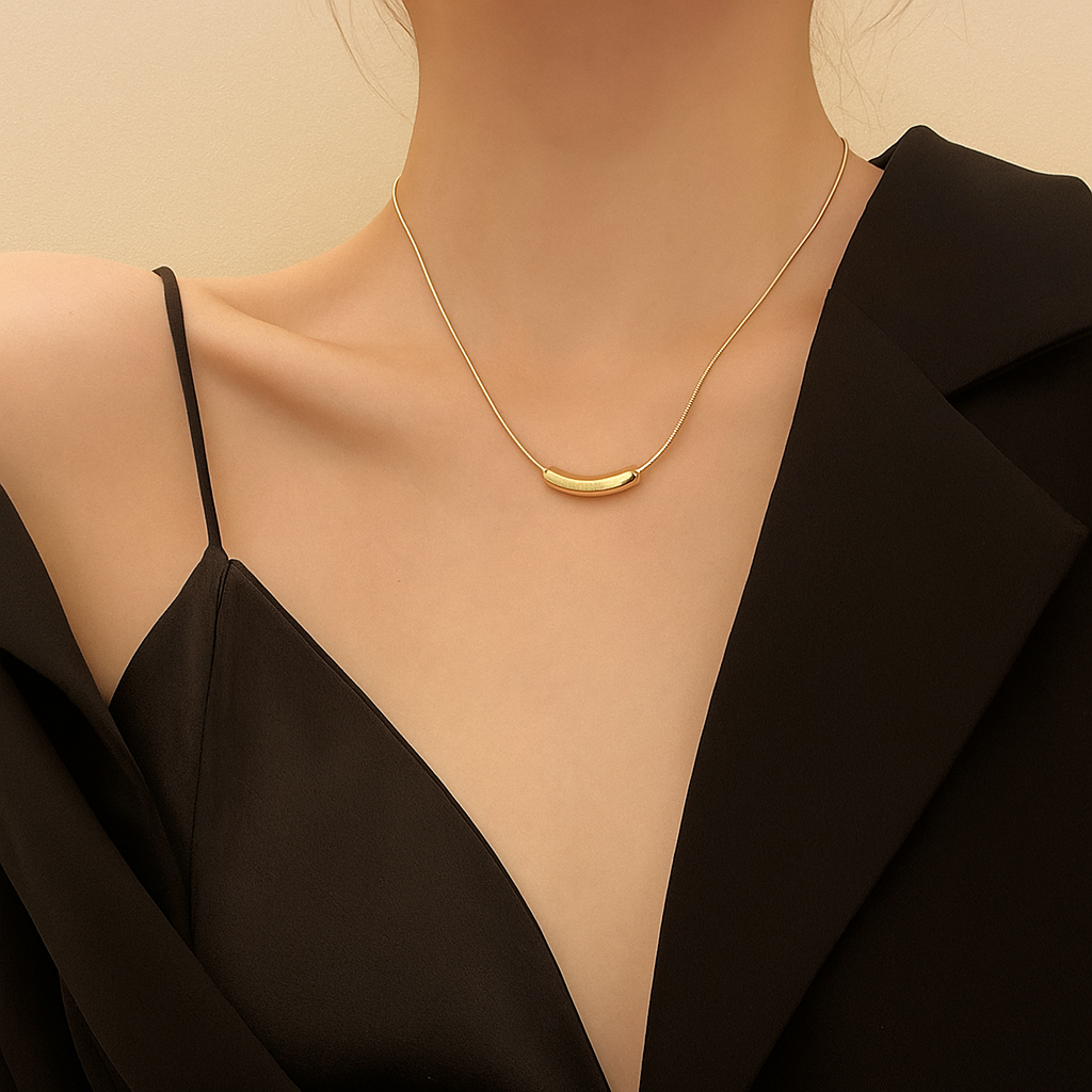 Minimalist Geometric Gold Necklace - Elegant Collarbone Necklace