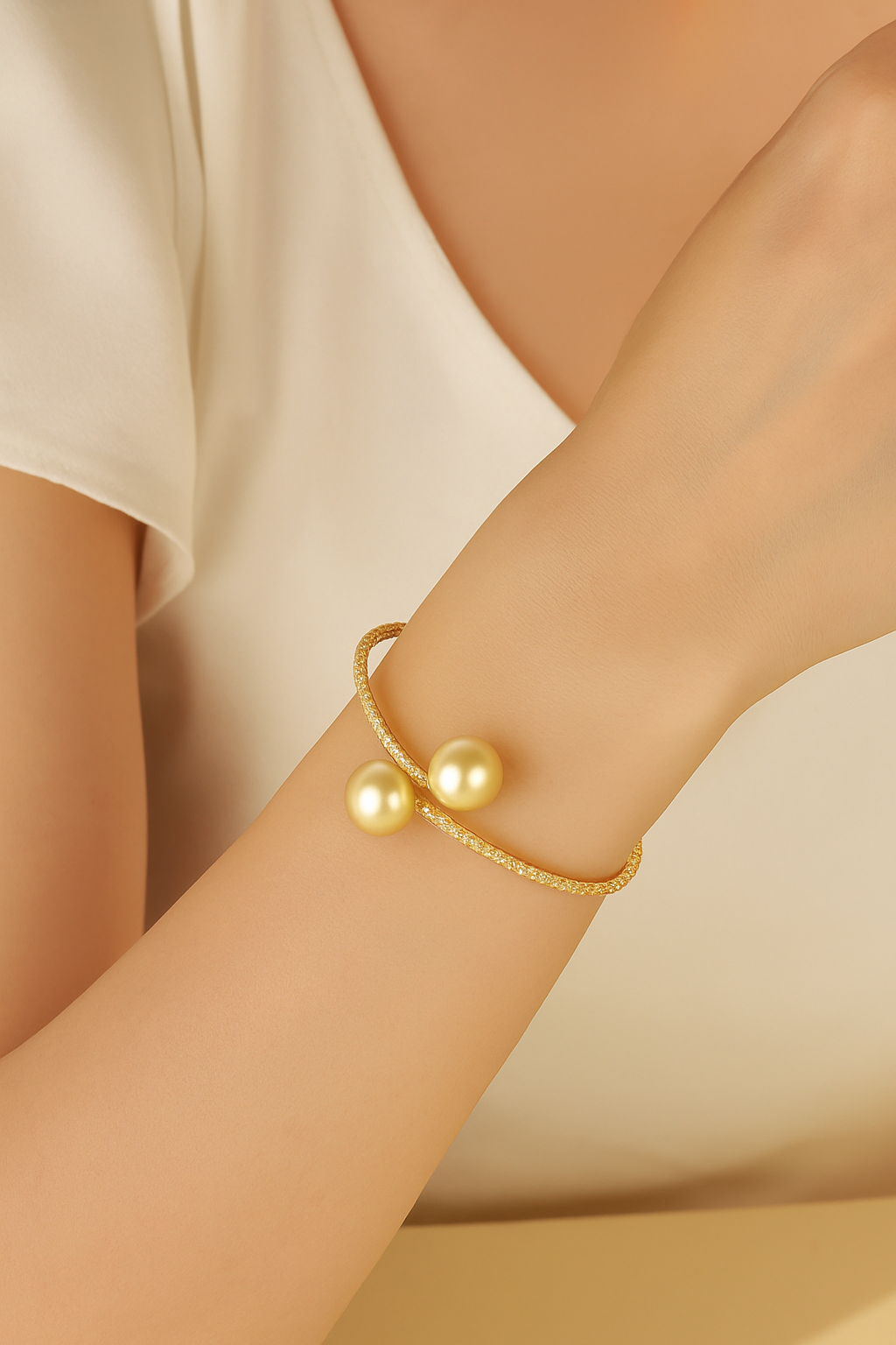 Beautiful pearl cuff - elegant vintage wedding accessory