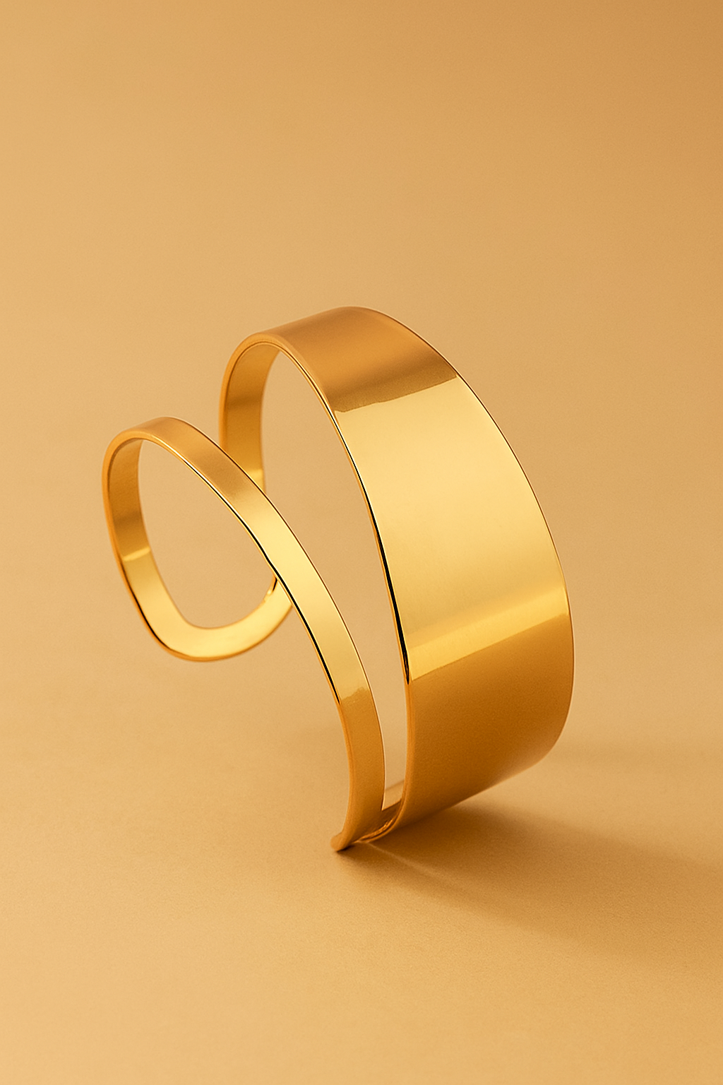 Elegant chic iron bracelet for women - versatile style