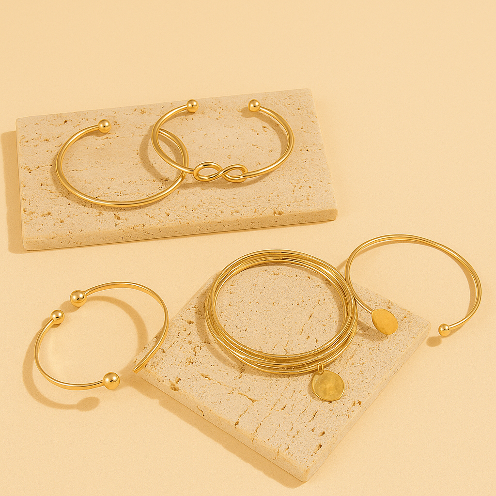 Set of 5 minimalist alloy bracelets - Geometric & shiny finish