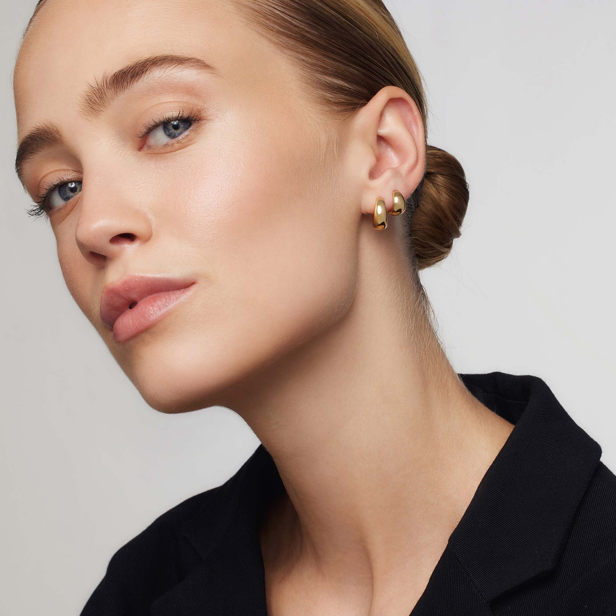 Rue Mini Hoops | Sleek Everyday Gold in 18k