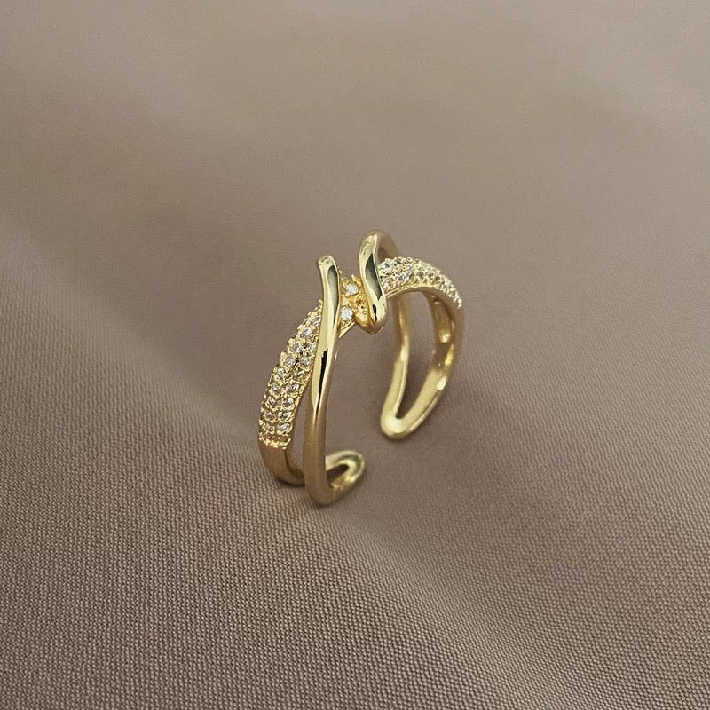 Personalized geometric adjustable ring