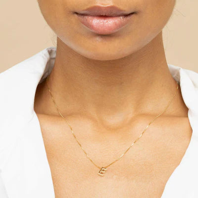 Love Letter Pendant in 18k Gold