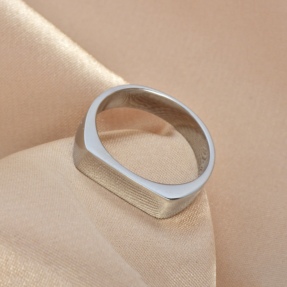 Rectangular signet ring