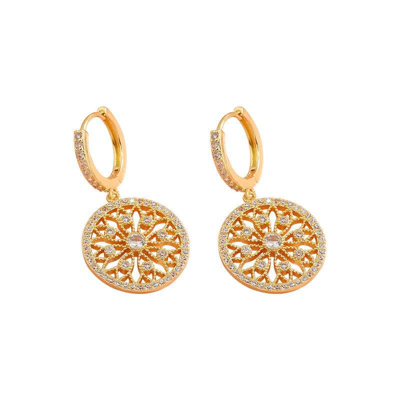 Kaleidoscope Gleam: Felicity's Gold Earrings