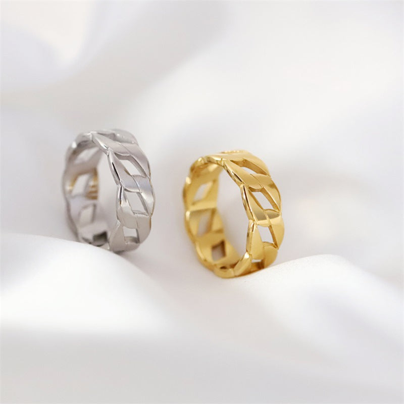Aster Chain Ring