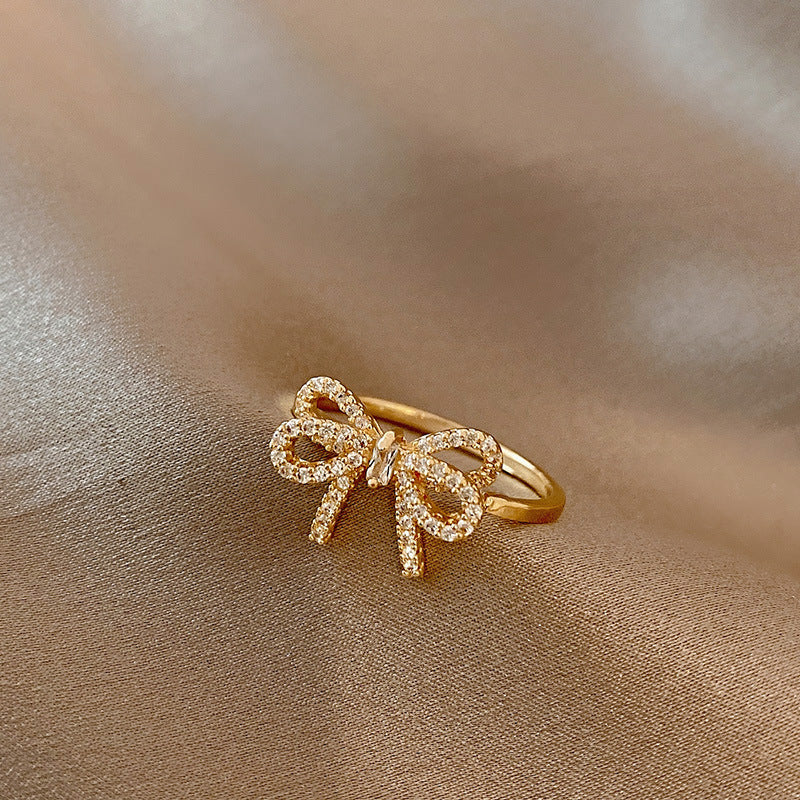 Henrietta Ring with Gold Ribbon