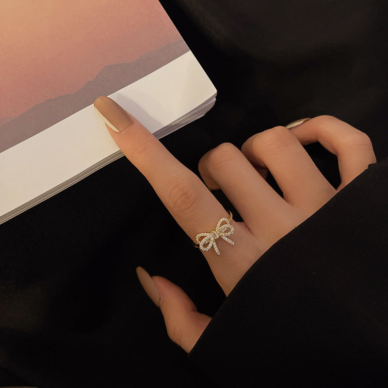 Henrietta Ring with Gold Ribbon