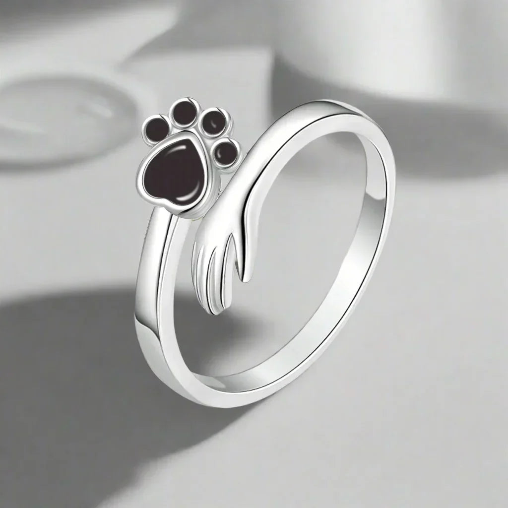 MARA - Adjustable Ring in 925 Silver with Hand and Paw Motif