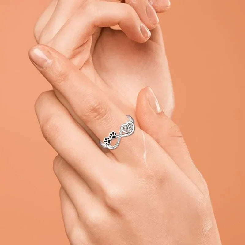 ARINA - Paw Ring with Heart & Infinity Symbol and Sparkling Zirconia