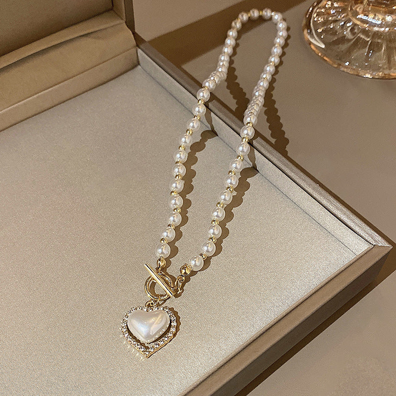 The Lockheart pearl necklace