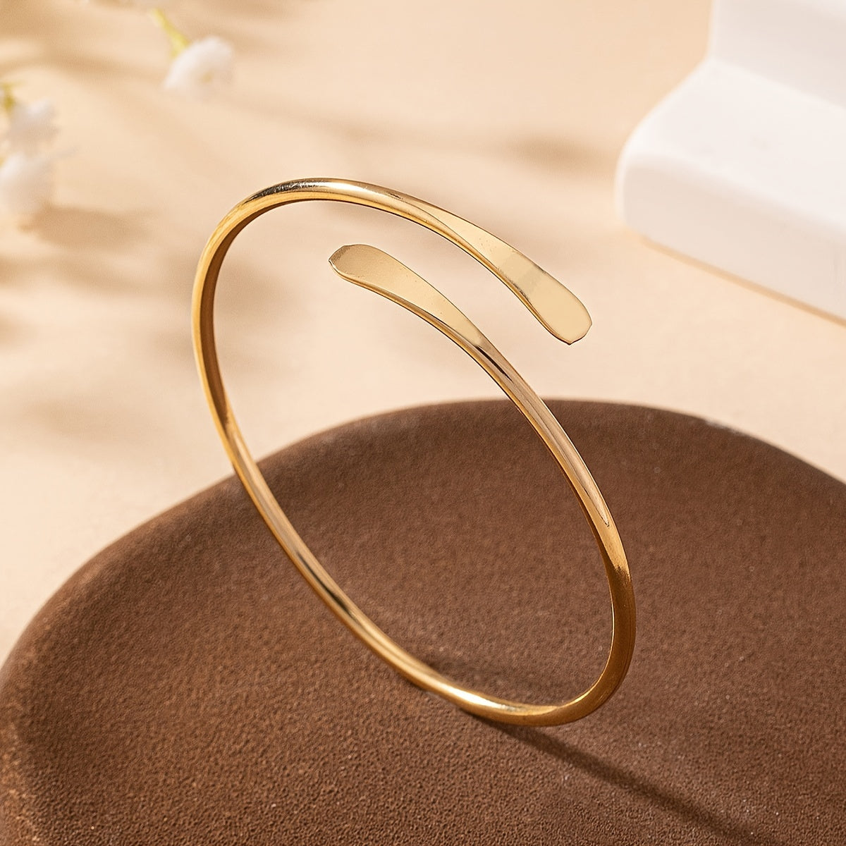 Silken Arc Minimal Gold Bangle for Casual Chic