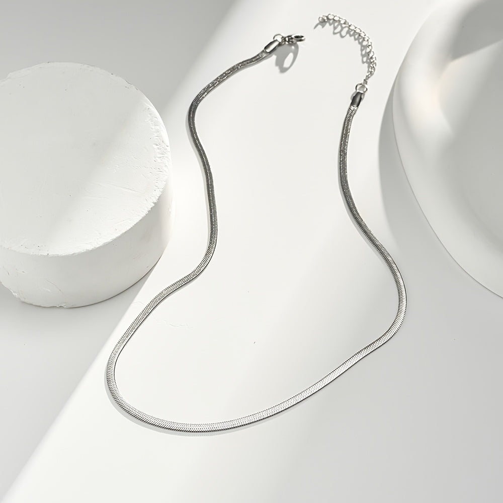 Nooxian Golden Whisper Elegant Minimalist 18K Necklace