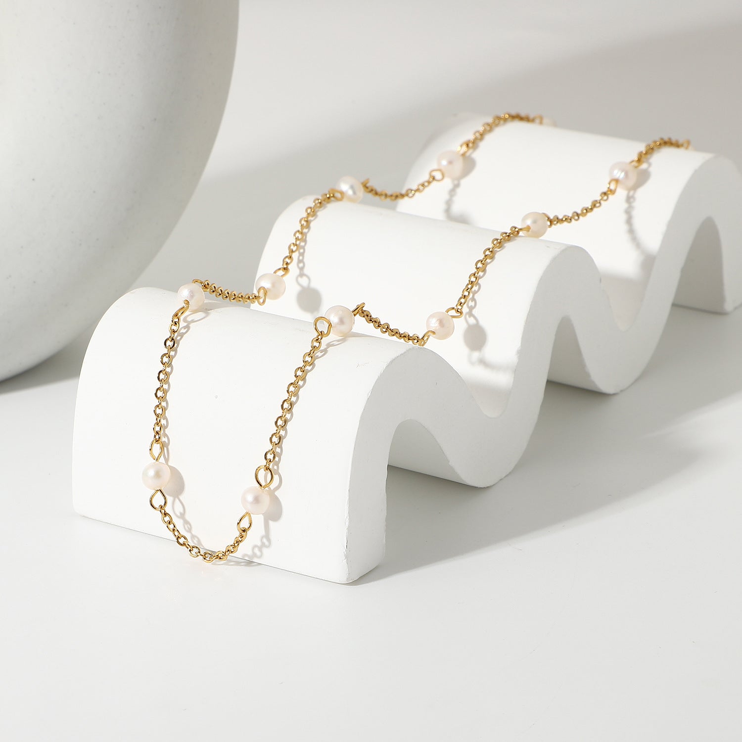 The Isle Necklace – Freshwater Pearl
