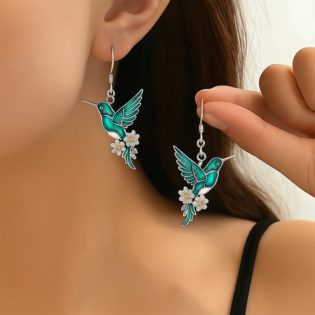 Beautiful Hummingbird Necklace with Bonus Earrings