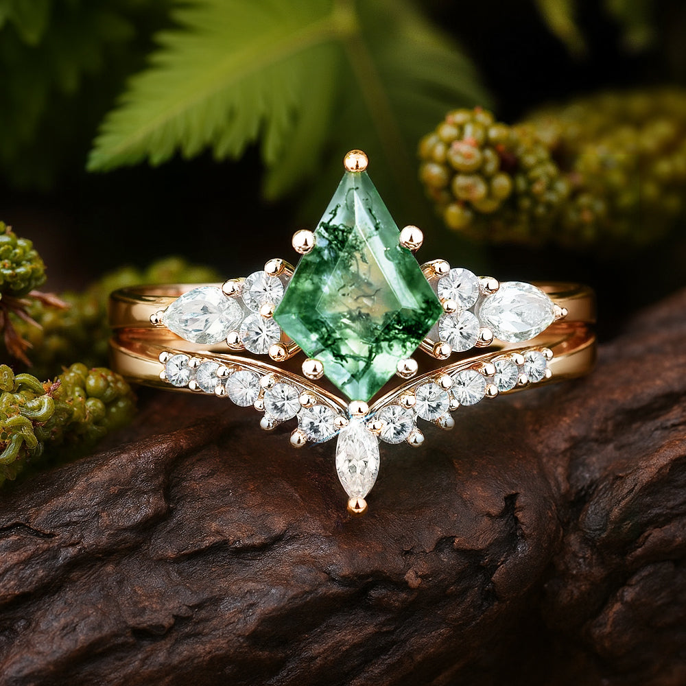 Green moss agate ring in sterling silver