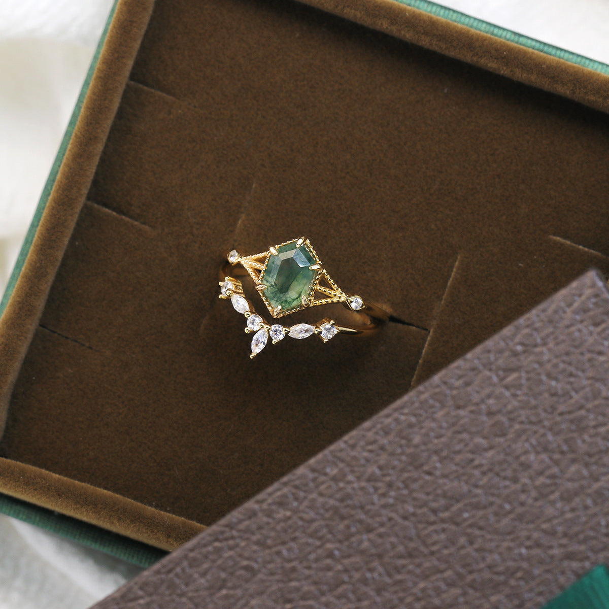 Elegant ring with natural green moss agate