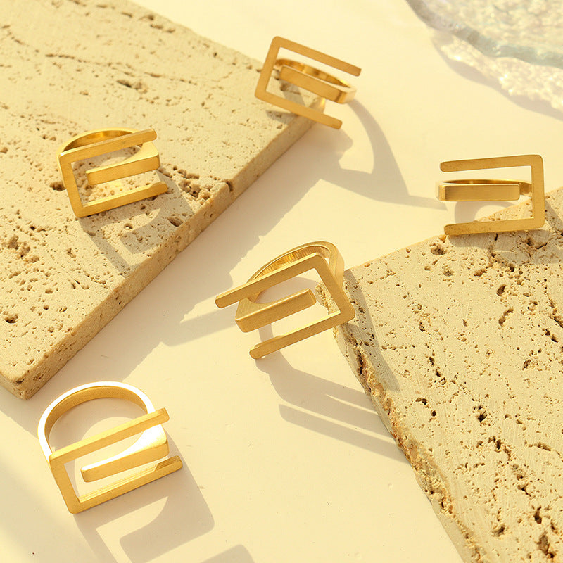 Sterling silver geometric line ring