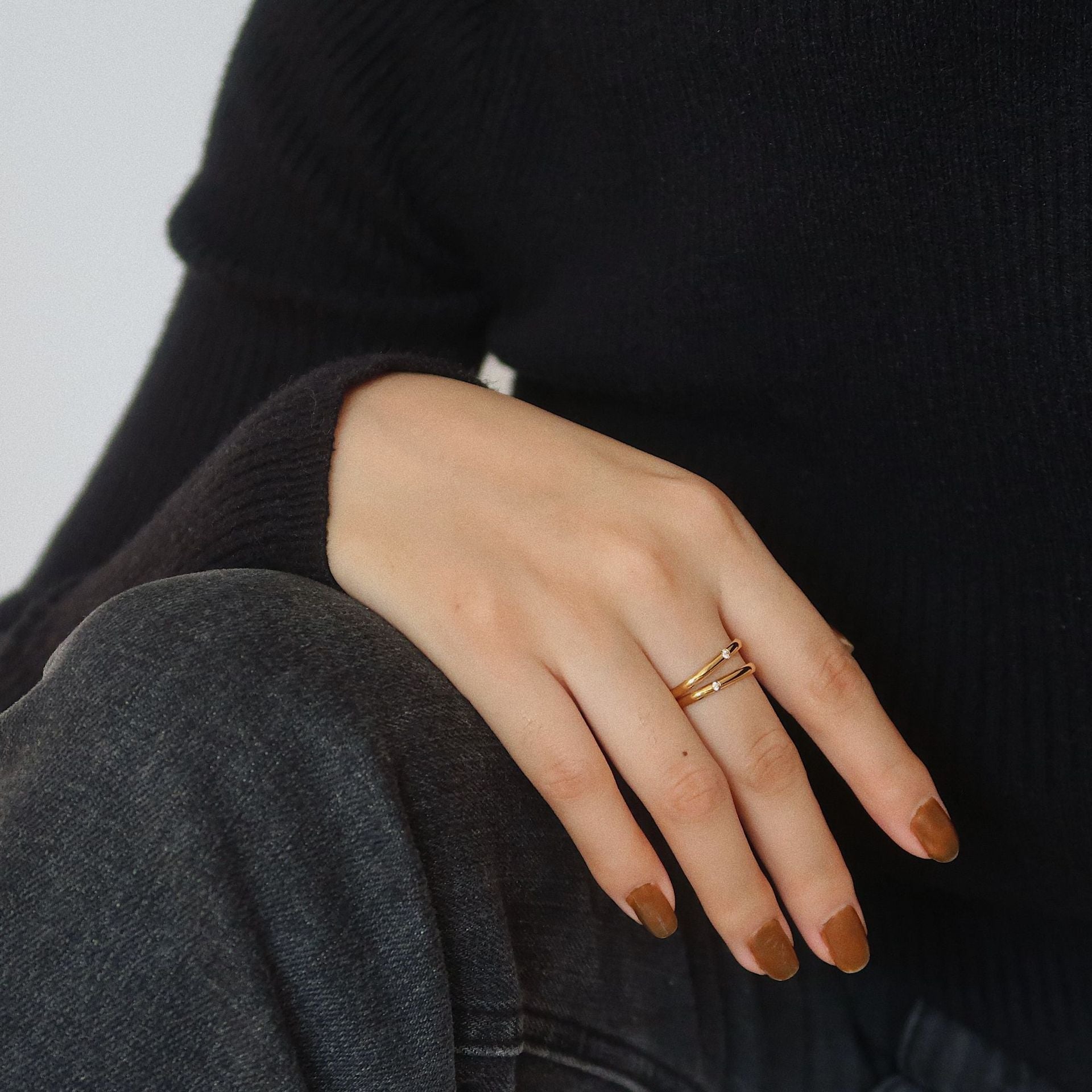 Square thin ring