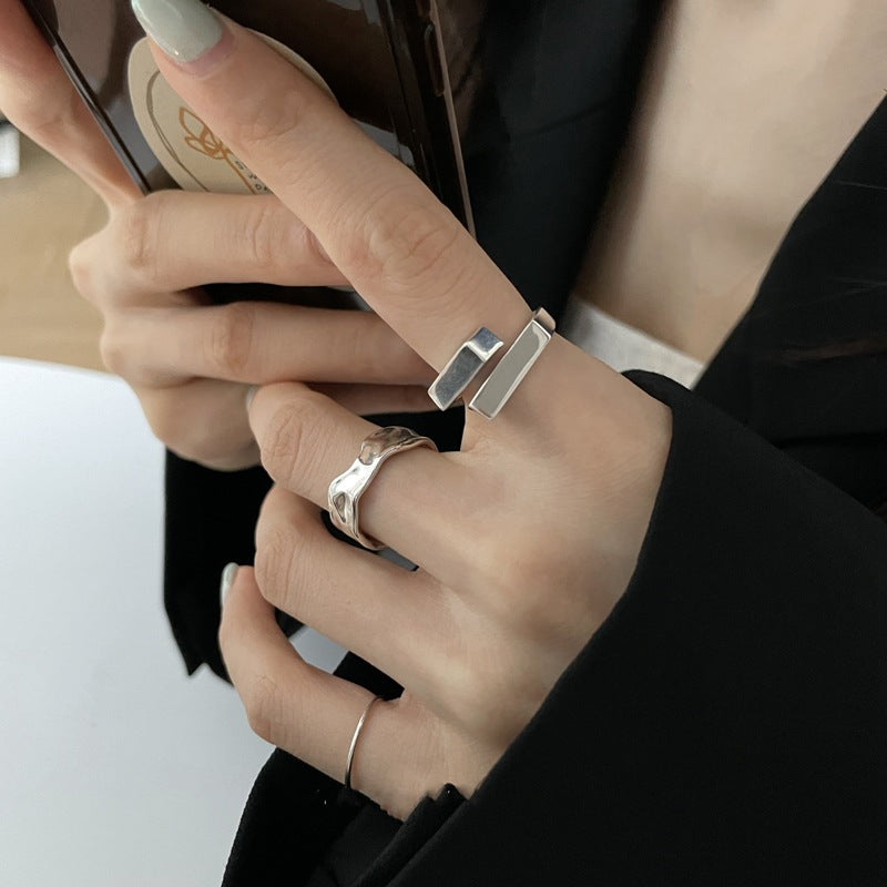 Geometric square ring