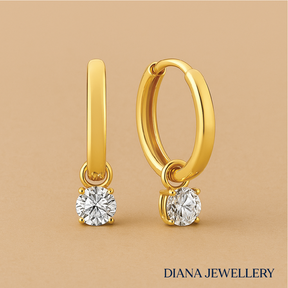Larmes de Lune Stone Hoop Earrings in 14k Gold