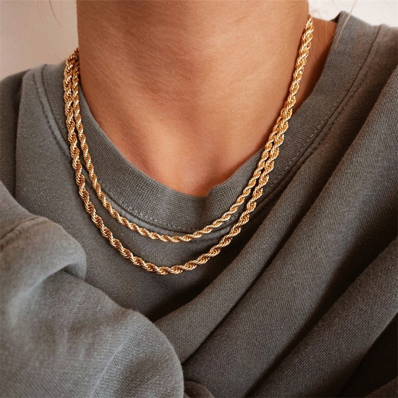Olivia twisted necklace