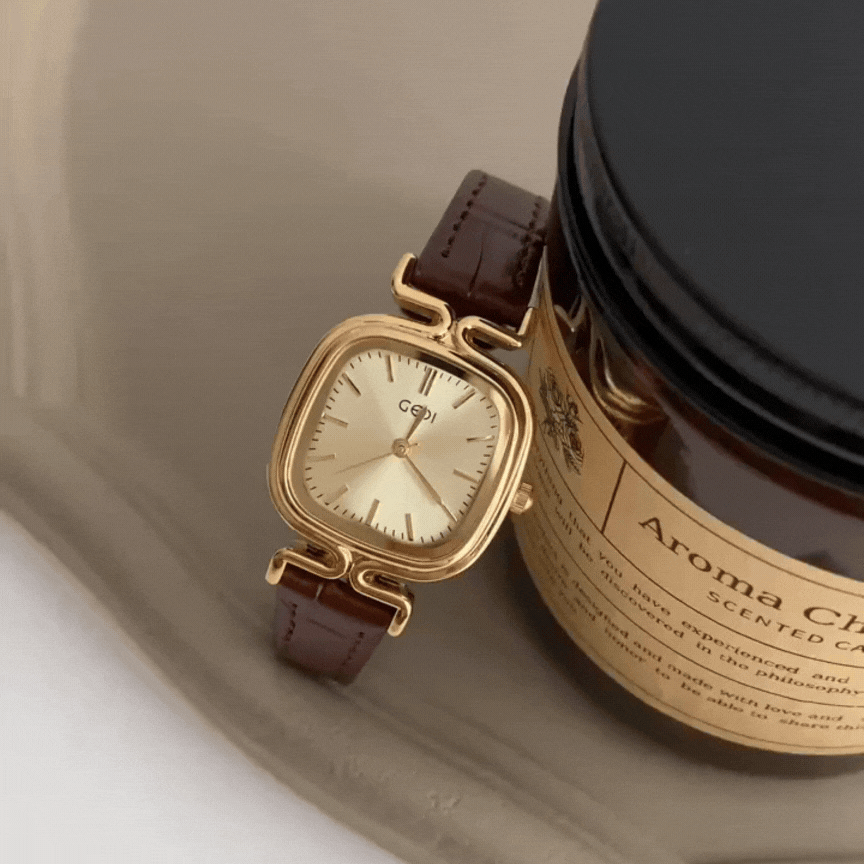 Golden Elegance Timepiece – Gold Dial Watch with Coffee Brown Strap