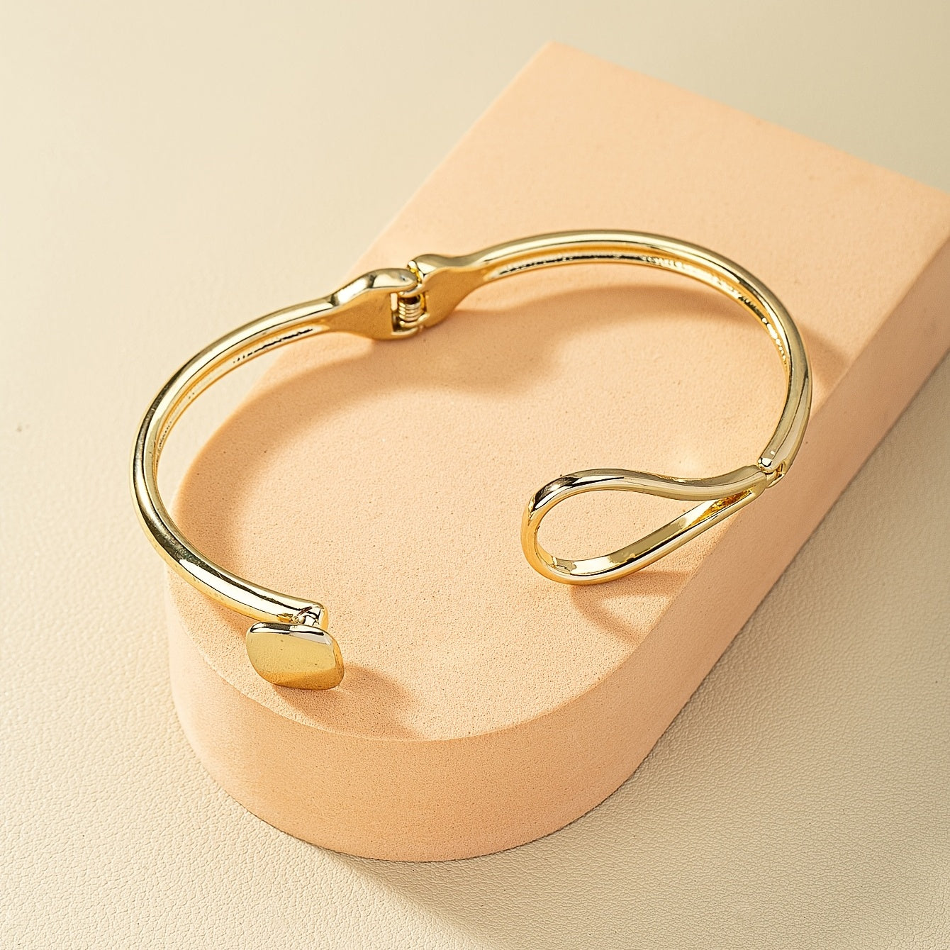 Minimalist 14K Gold-Plated Bracelet for Woman