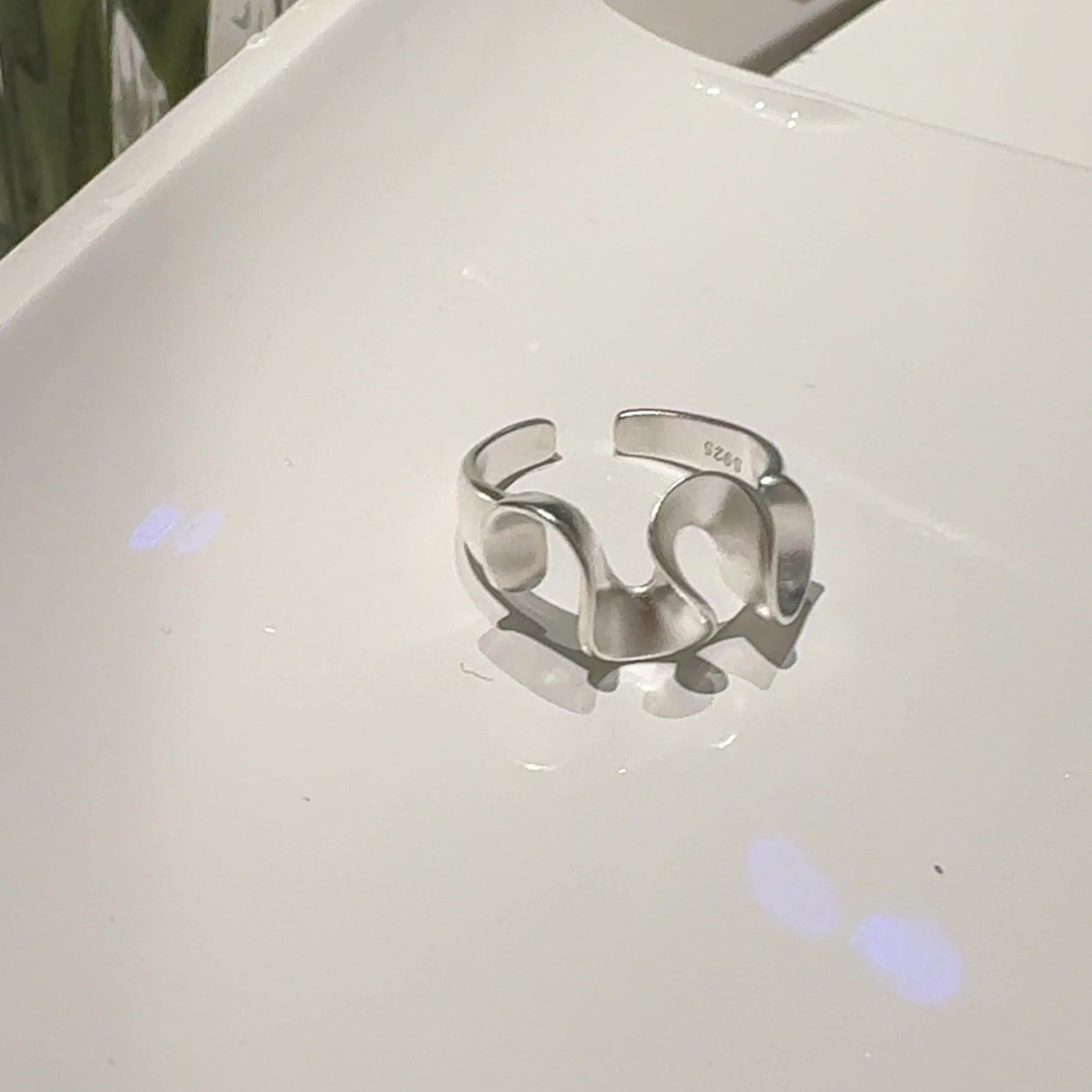 Water ripple ring