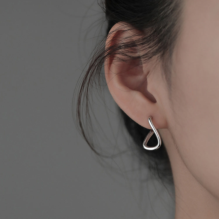 Simple geometric earrings