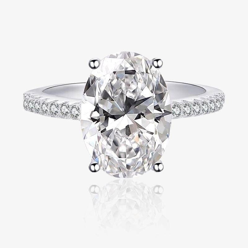 The Ivyial oval-cut ring