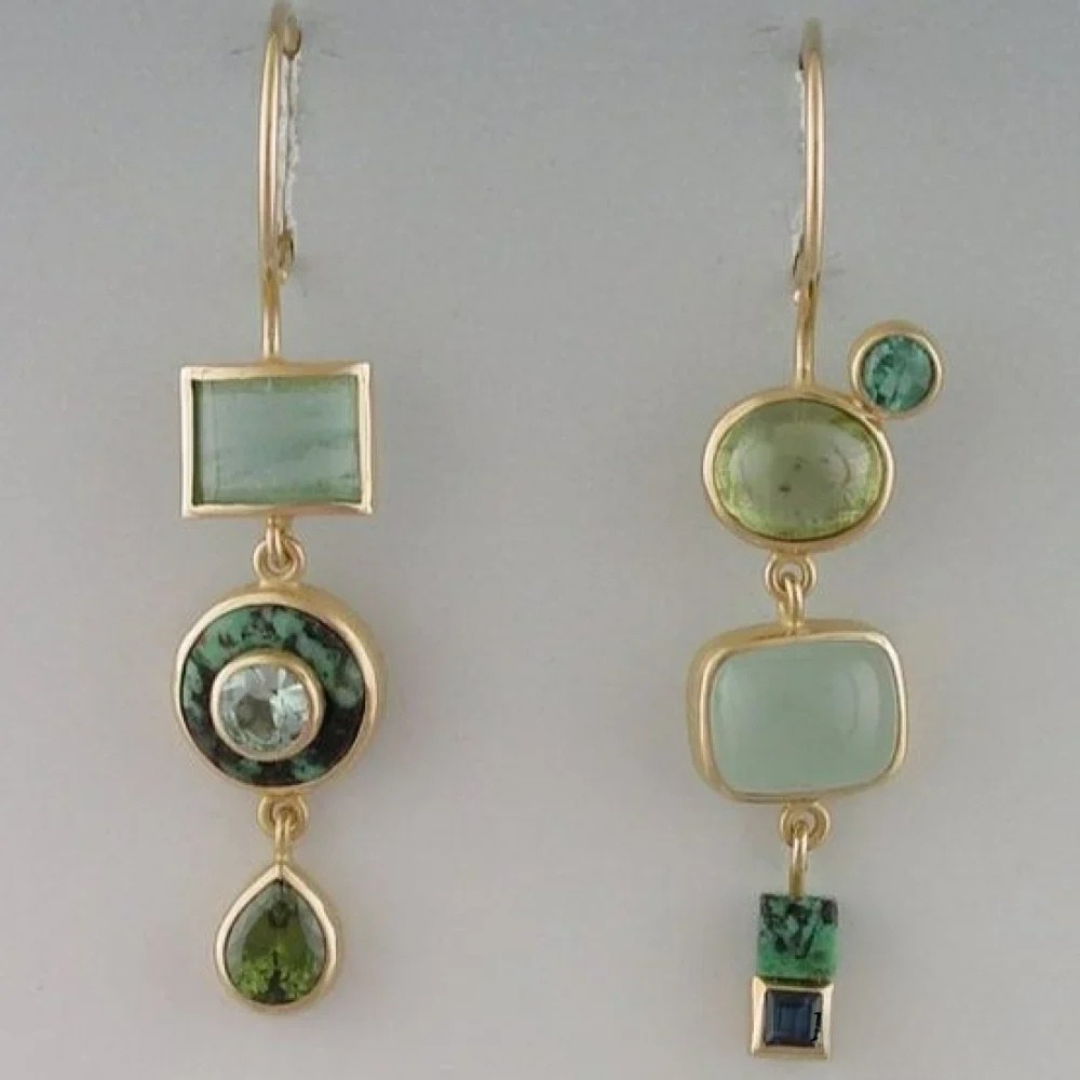 Retro green dangle earrings