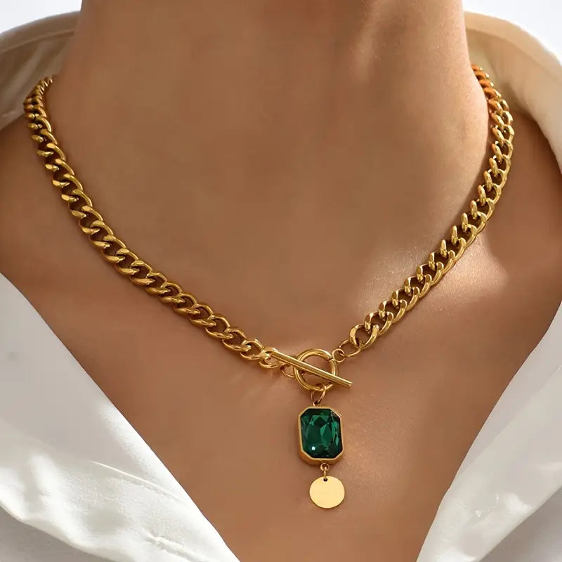 Necklace with Large Emerald Pendant | Gold