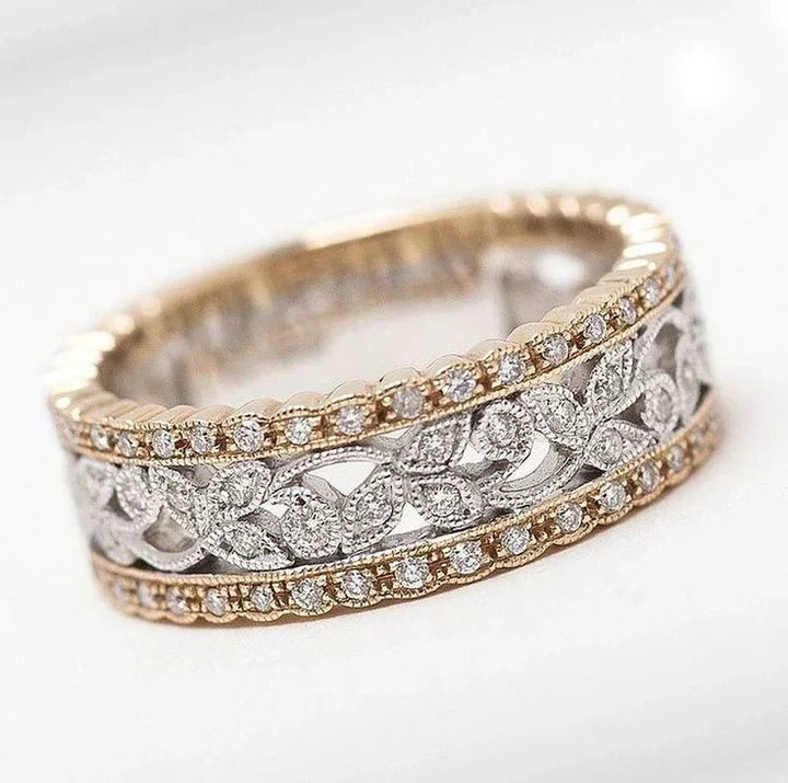 Solene Hollow Sparkle Ring with diamonds