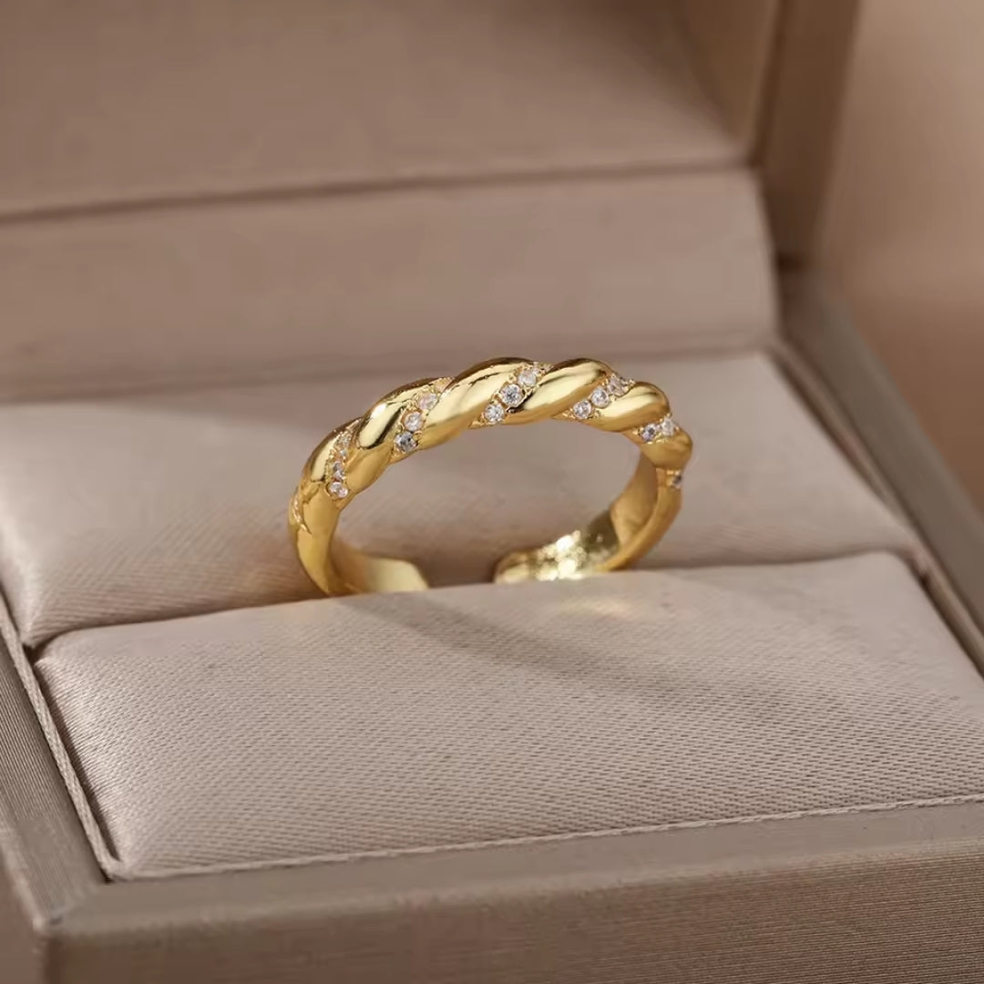 Braided Gold Band Ring